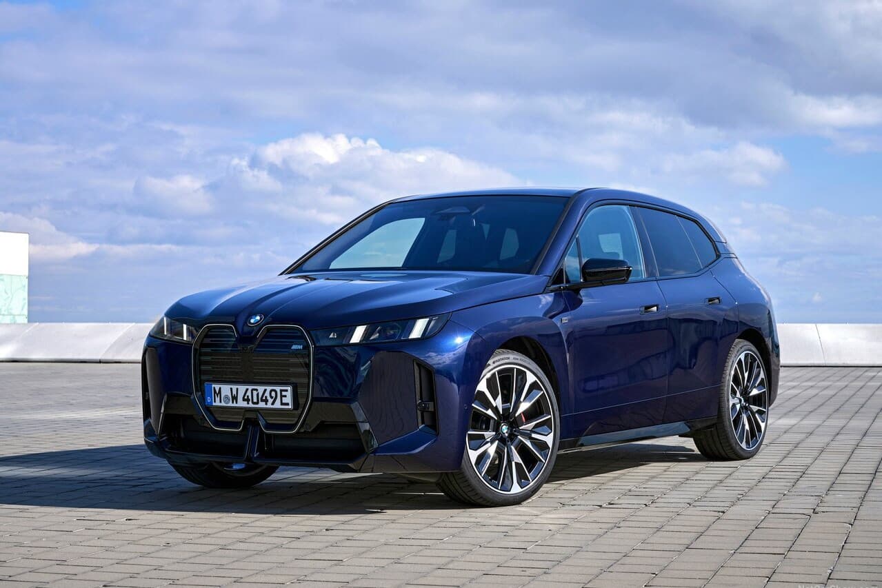 BMW iX M70 xDrive 2025년 9월 프로모션 할인가 와 리스·렌트 조건 완전분석