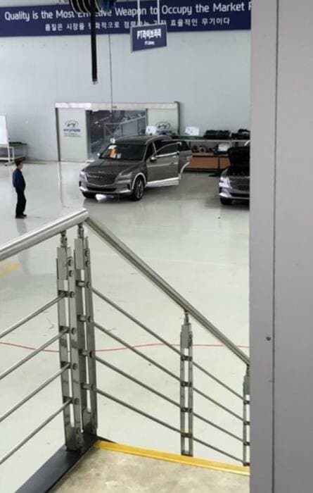 gv80 공장사진 게시글 썸네일