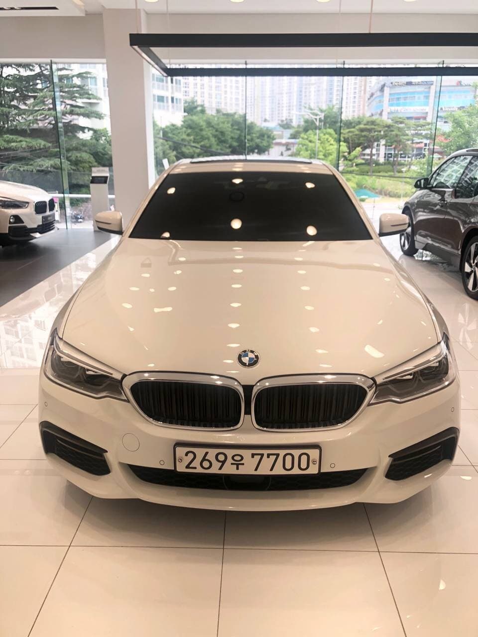 BMW 5시리즈 530i M 스포츠 플러스 OE 게시글 썸네일