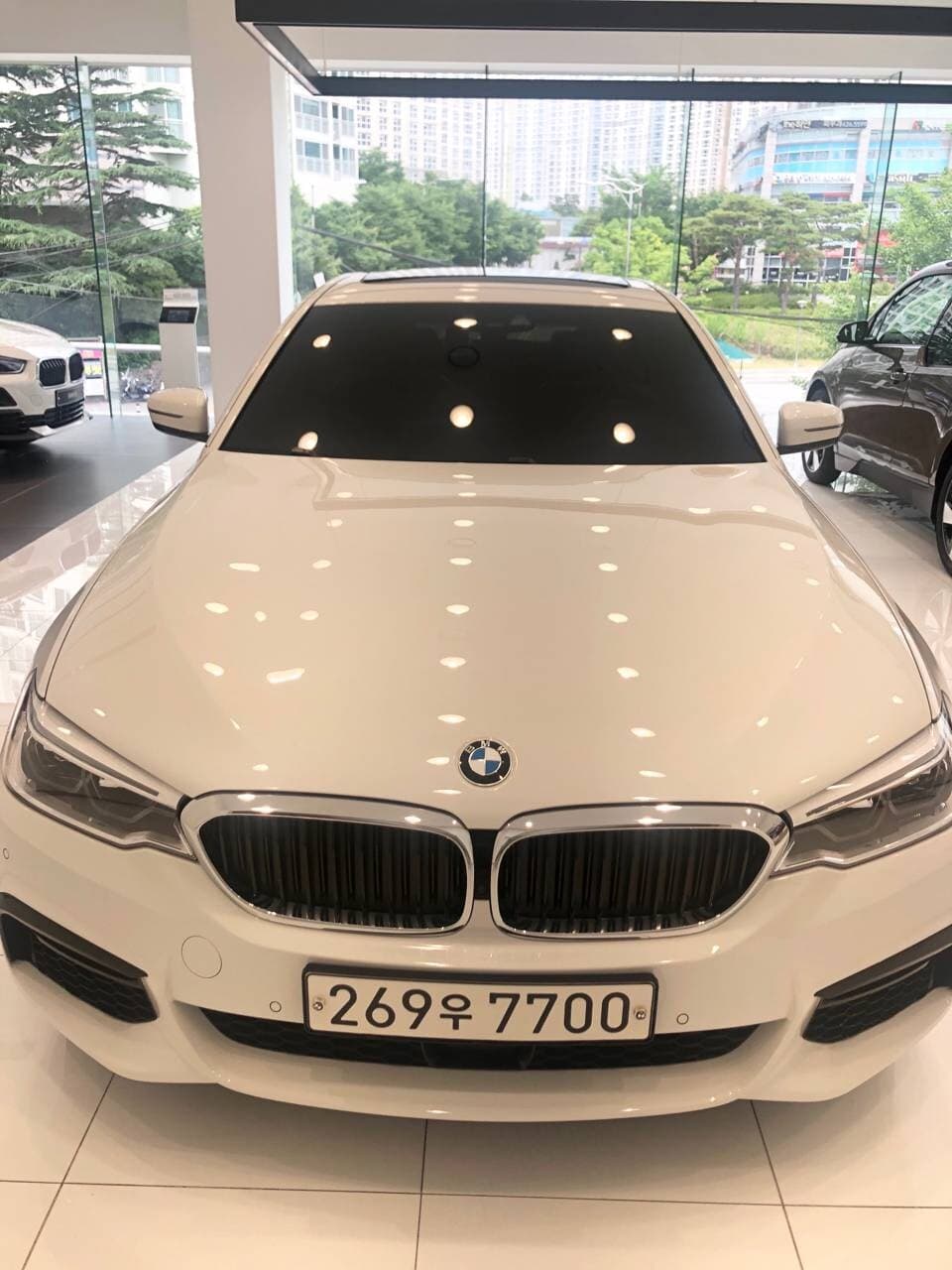 BMW 5시리즈 530i M 스포츠 플러스 OE 게시글 썸네일