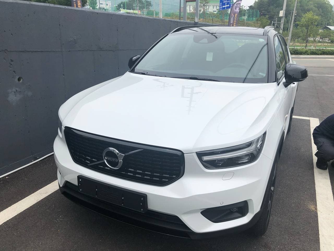 볼보 XC40 T4 AWD R-디자인 게시글 썸네일