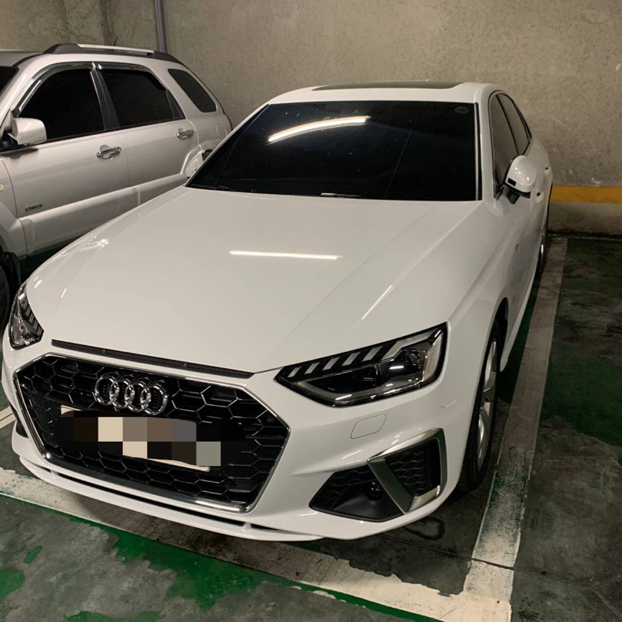 아우디 A4 40 TFSI 프리미엄 게시글 썸네일
