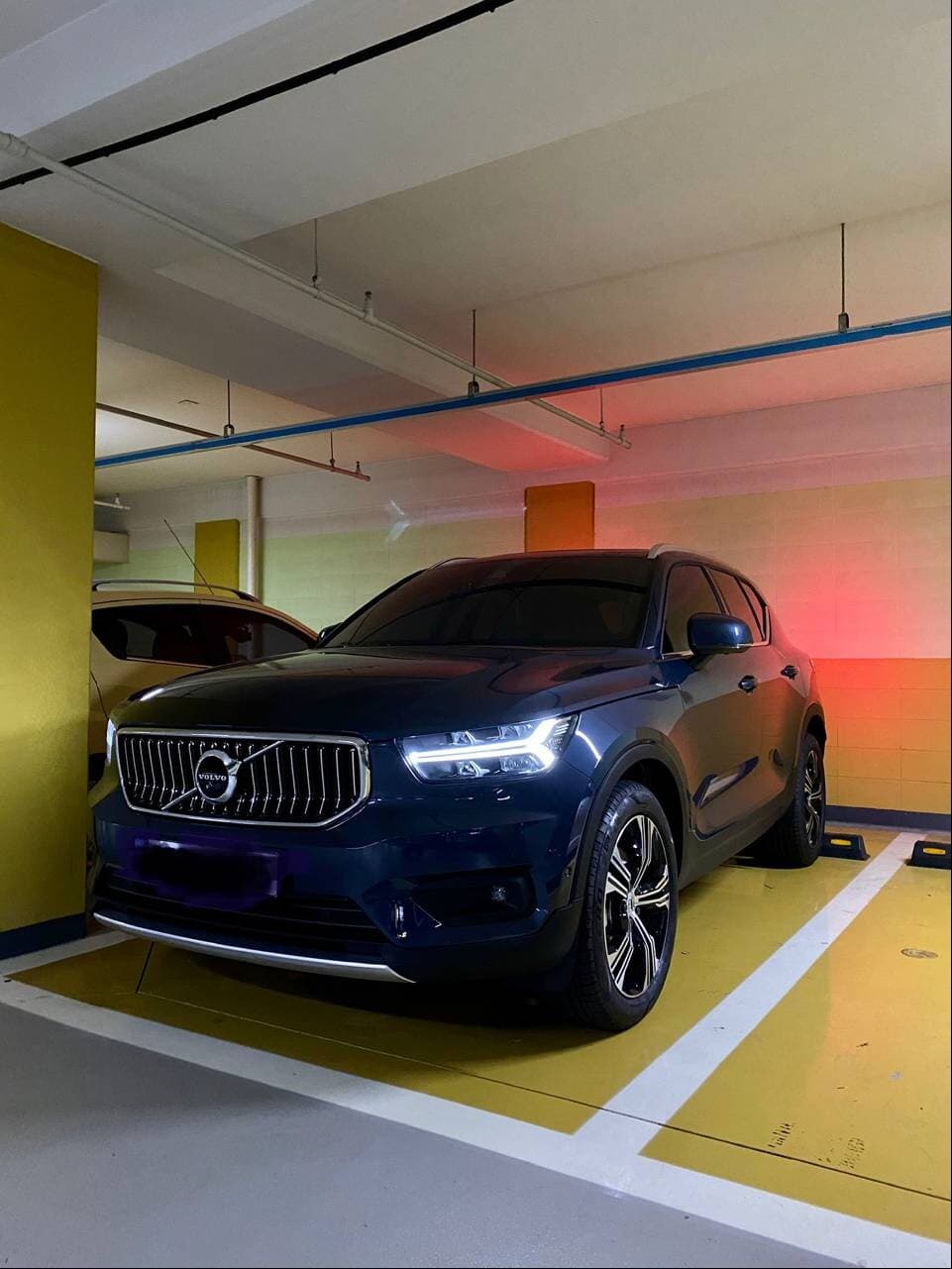 볼보 XC40 B4 AWD 인스크립션 게시글 썸네일