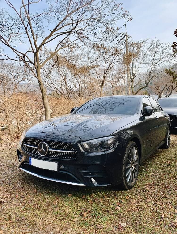 벤츠 E-클래스 E 350 4MATIC AMG 라인 에디션 게시글 썸네일