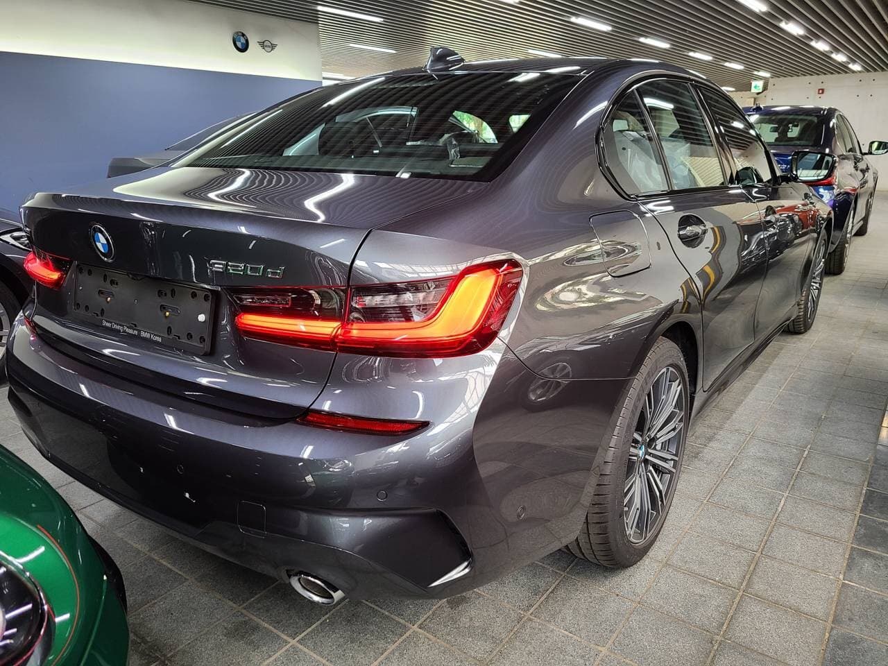 BMW 3시리즈 320d xDrive M 스포츠 패키지 게시글 썸네일