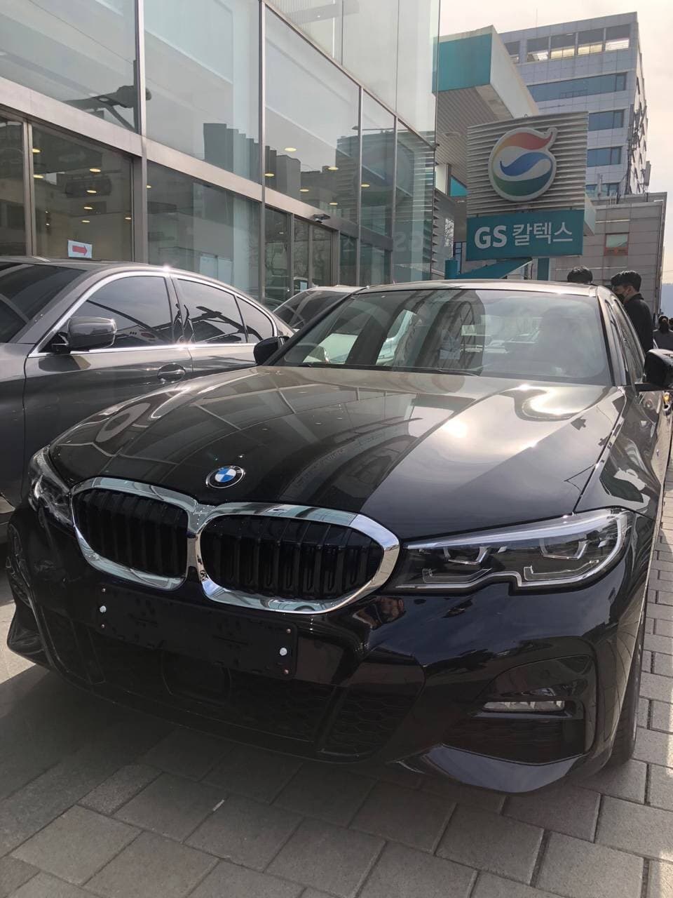 BMW 3시리즈 320i M 스포츠 게시글 썸네일
