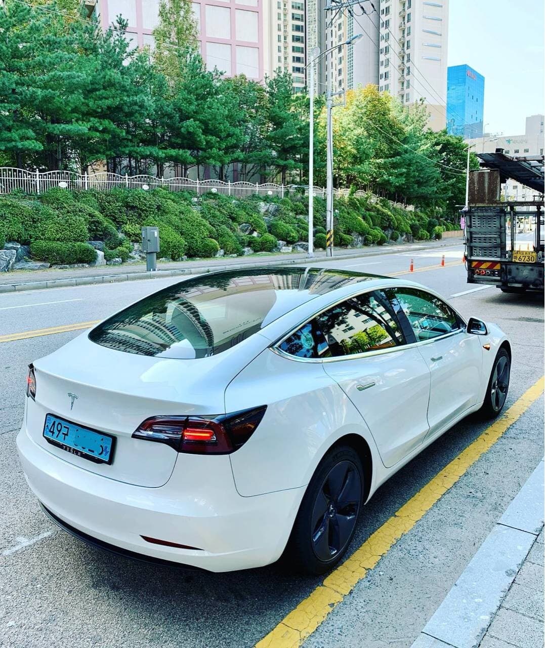 테슬라 모델 3 RWD 게시글 썸네일