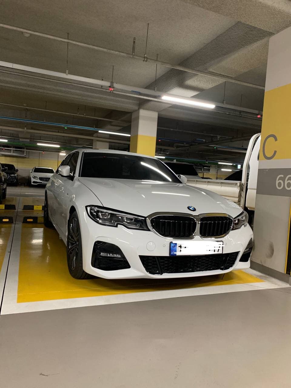 BMW 3시리즈 320d M 스포츠 게시글 썸네일