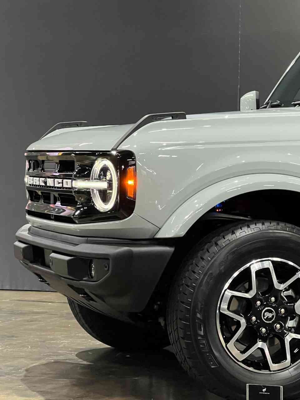 포드 브롱코가 출시됐습니다. 궁금한 점 물어봐주세요! 게시글 썸네일