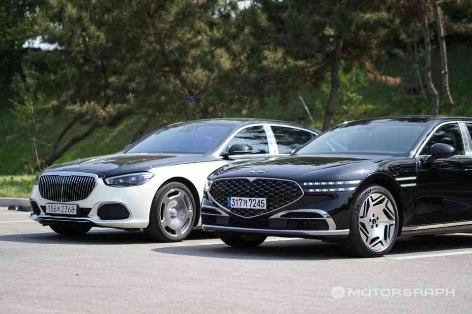 제네시스 G90 롱 휠베이스 vs 마이바흐 S580 시승했습니다 무엇이든 물어보세요! 게시글 썸네일