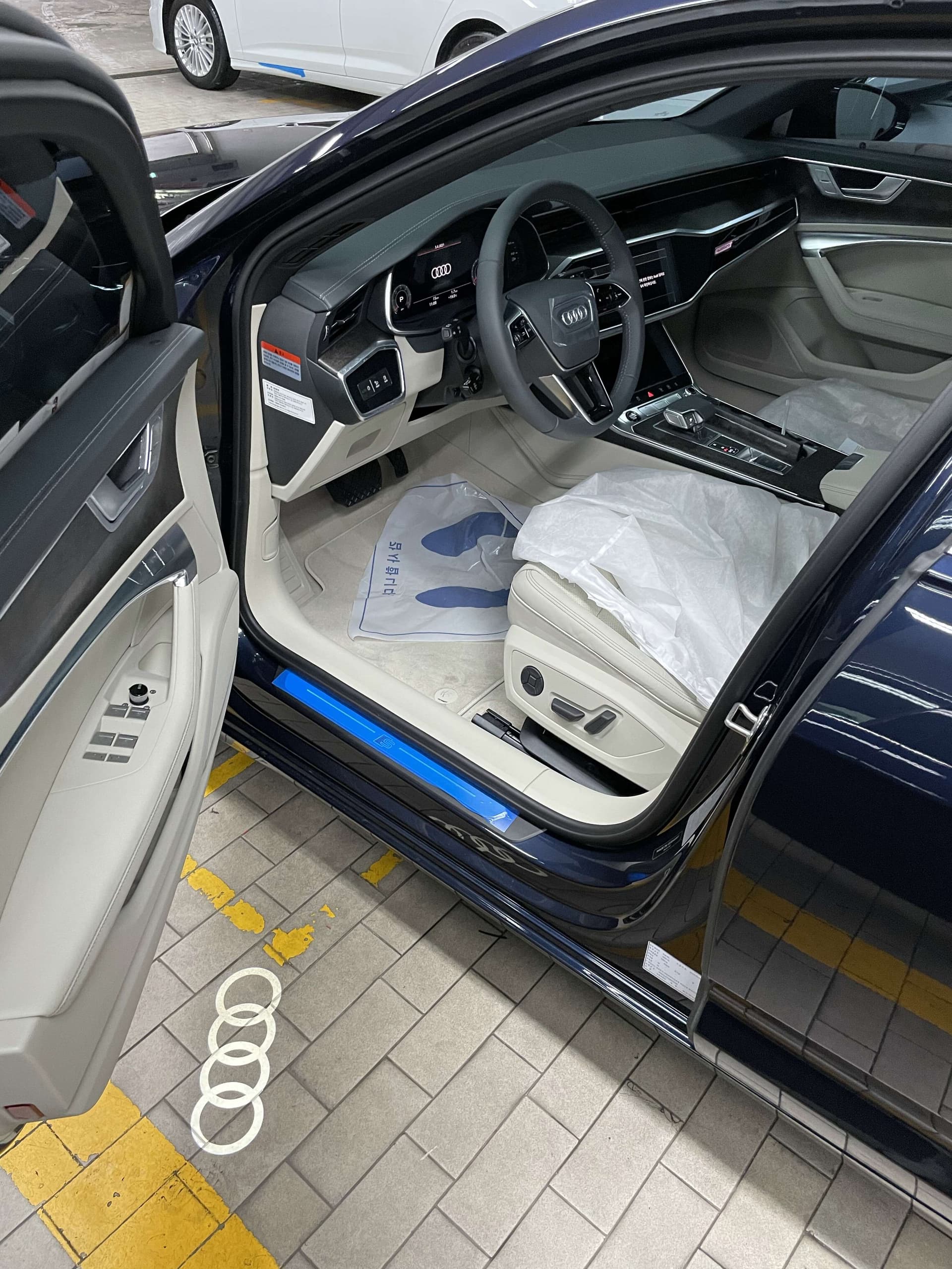 아우디 A6 45 TDI 콰트로 프리미엄 게시글 썸네일