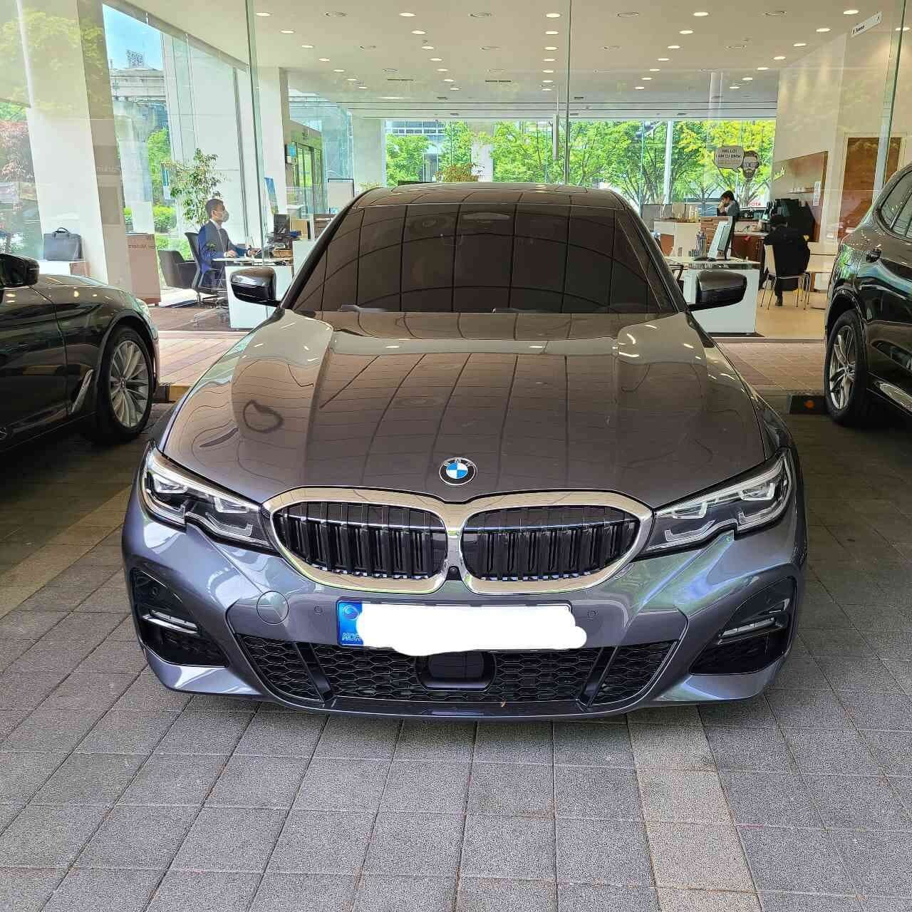BMW 3시리즈 320i M 스포츠 게시글 썸네일