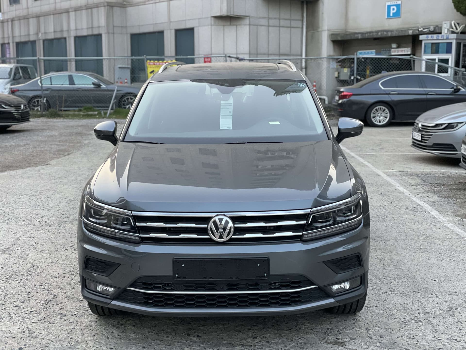 폭스바겐 티구안 2.0 TDI 프레스티지 올스페이스 게시글 썸네일