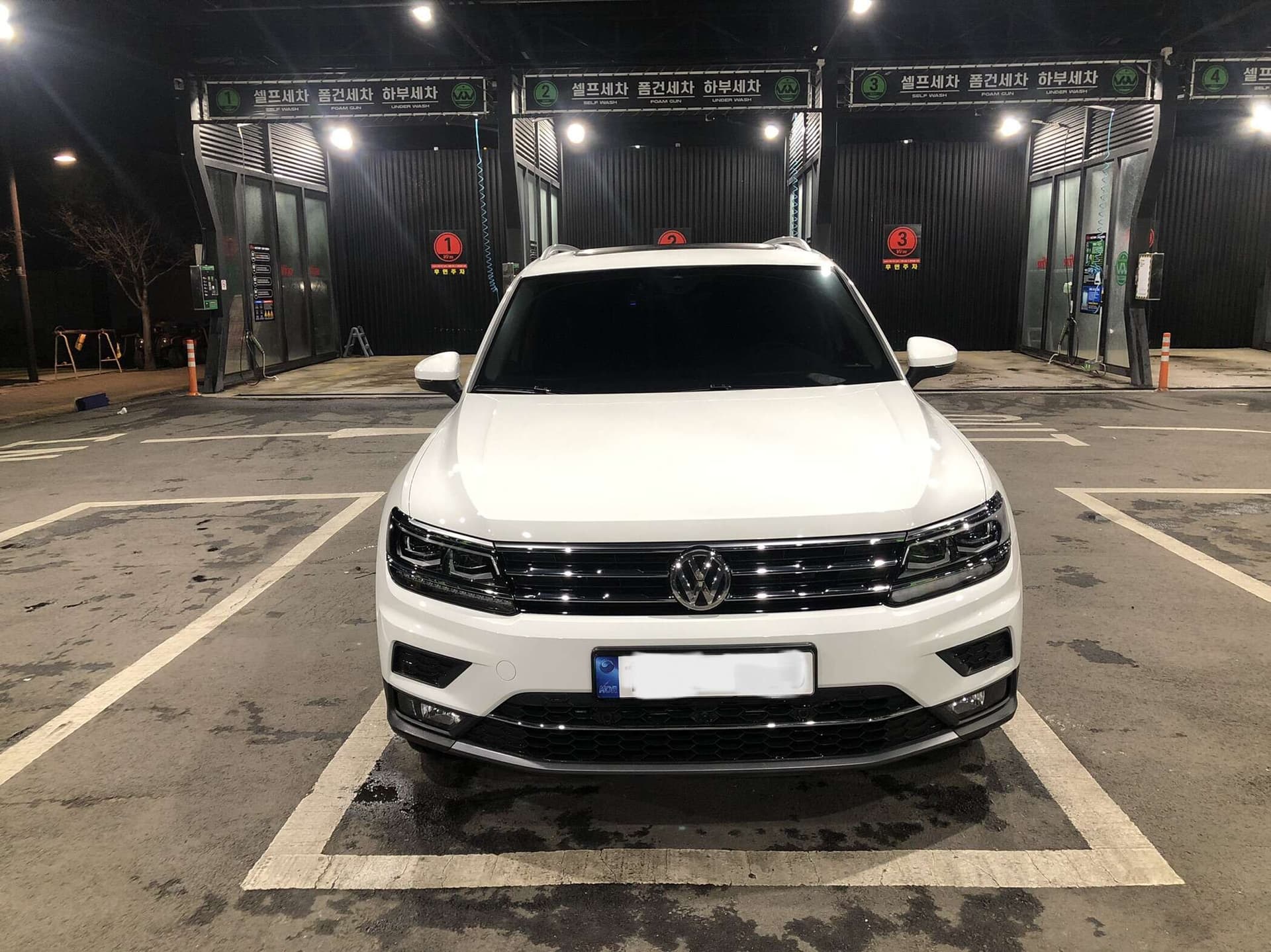 폭스바겐 티구안 2.0 TDI 프레스티지 올스페이스 게시글 썸네일