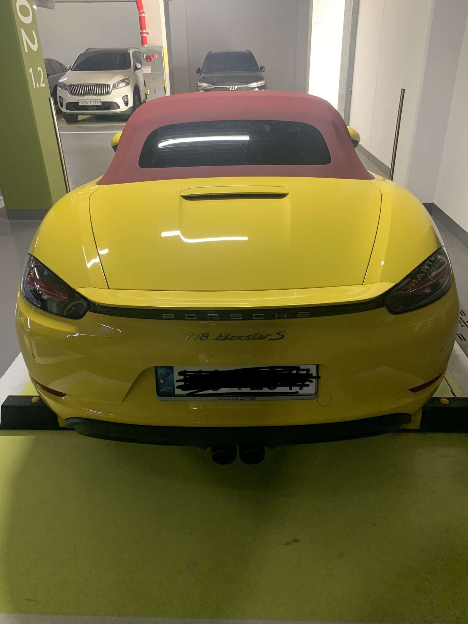 포르쉐 718 박스터 718 박스터 S 게시글 썸네일