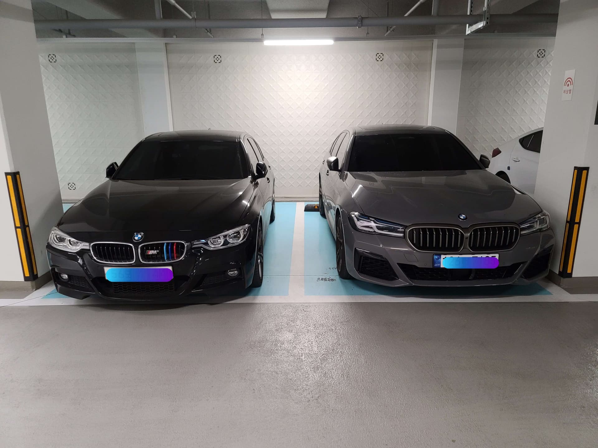 BMW 5시리즈 M550i xDrive 게시글 썸네일