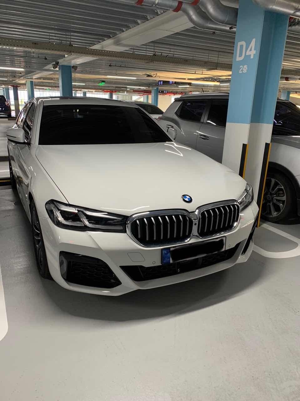 BMW 5시리즈 520i M 스포츠 패키지 P2 게시글 썸네일