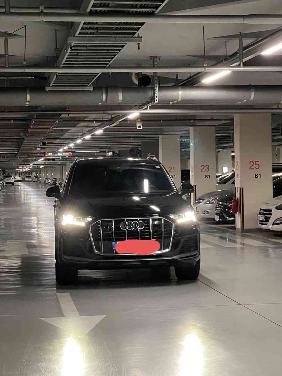 아우디 Q7 45 TDI 콰트로 프리미엄 게시글 썸네일