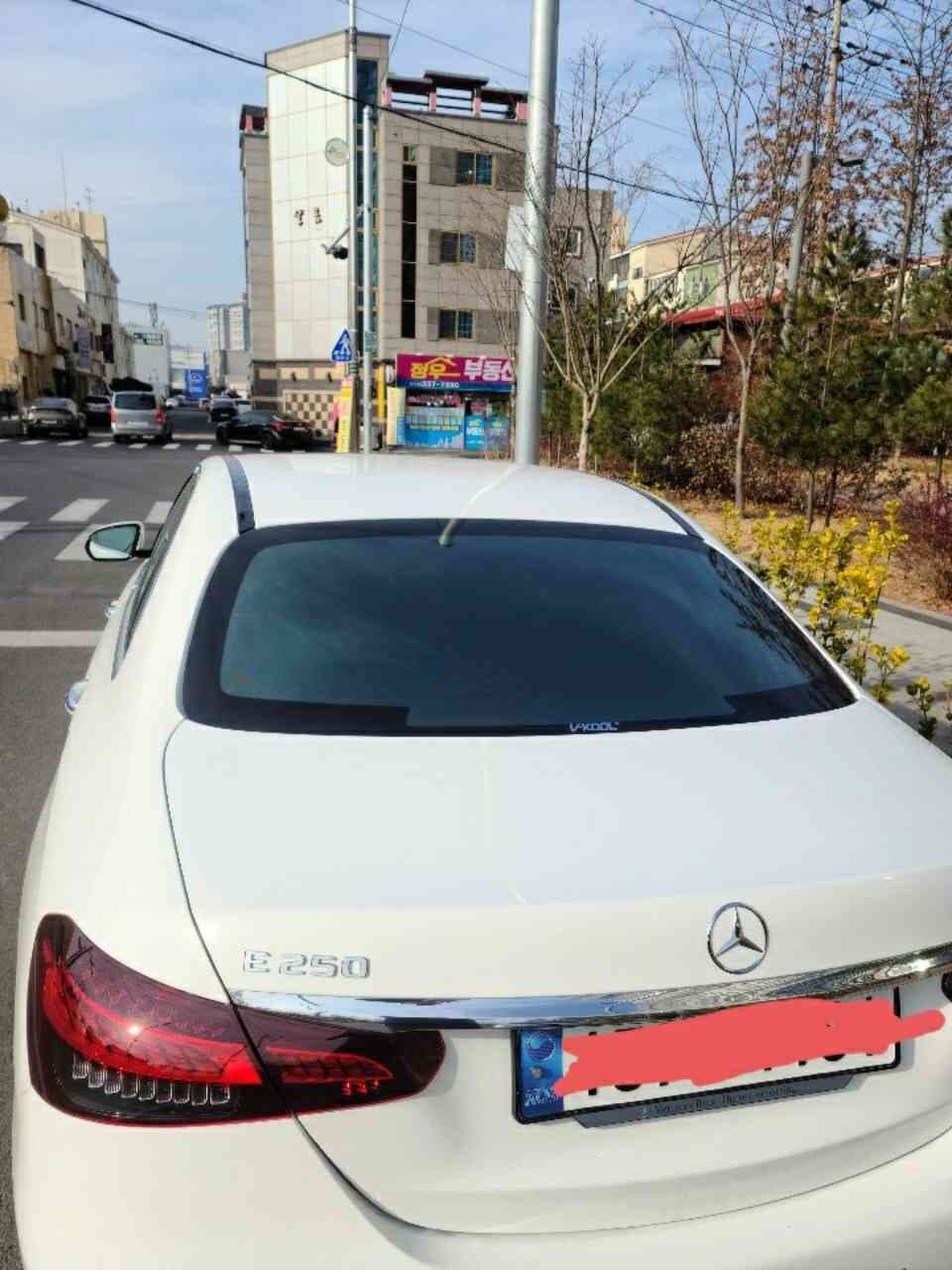 벤츠 E-클래스 E 250 아방가르드 게시글 썸네일