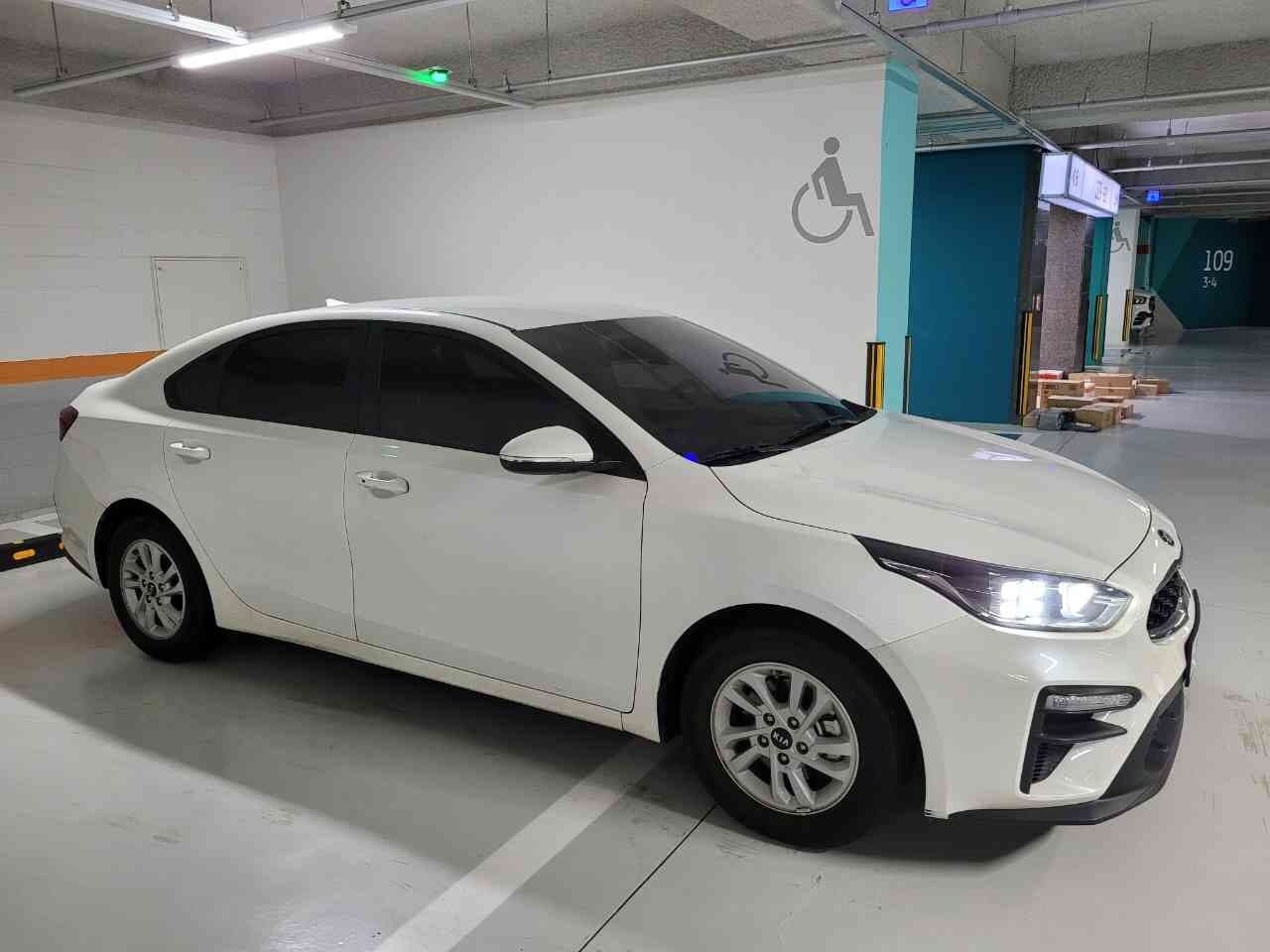 기아 K3 럭셔리 게시글 썸네일