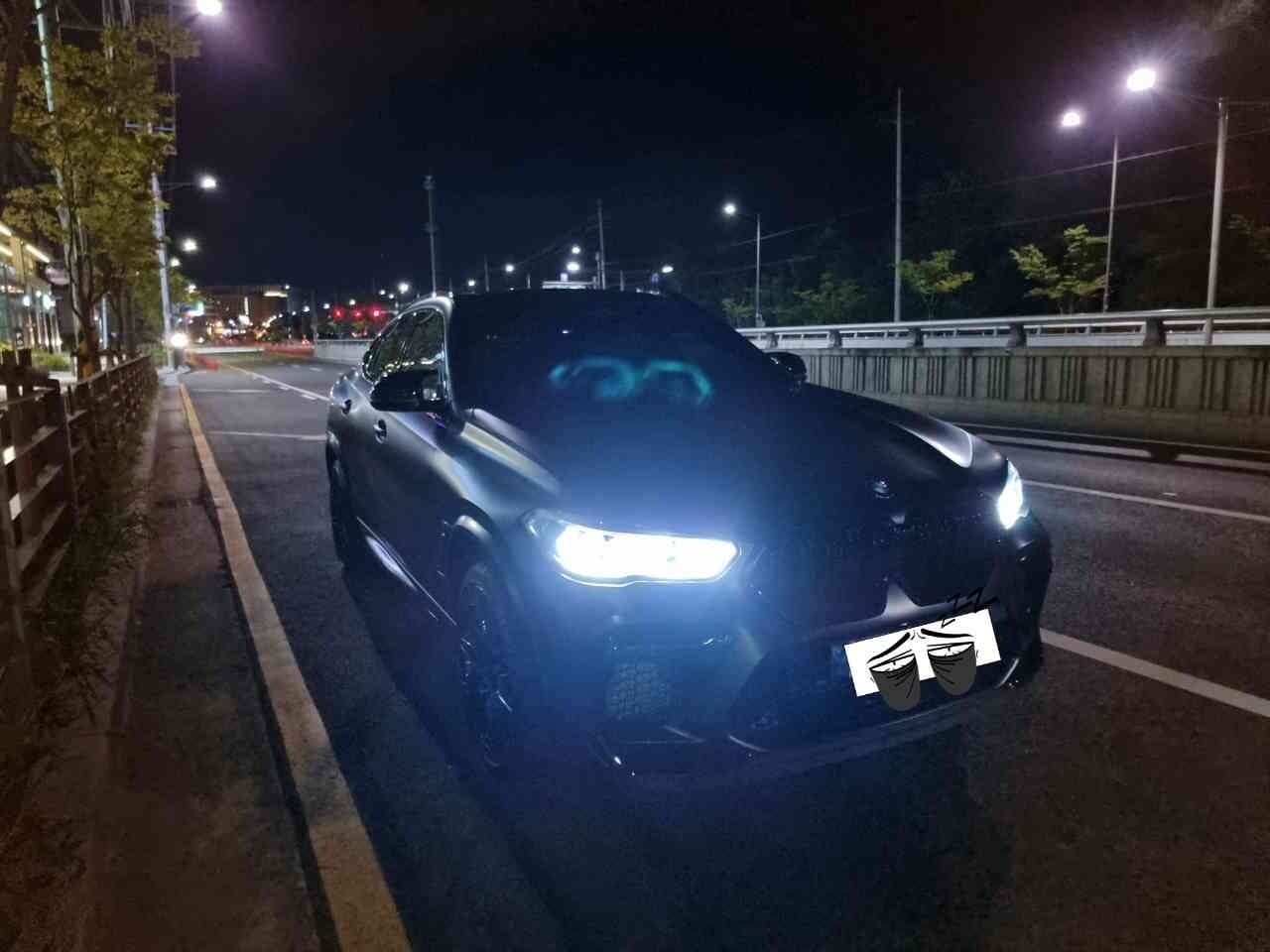 BMW X6M 컴페티션 프로즌 블랙 에디션 게시글 썸네일