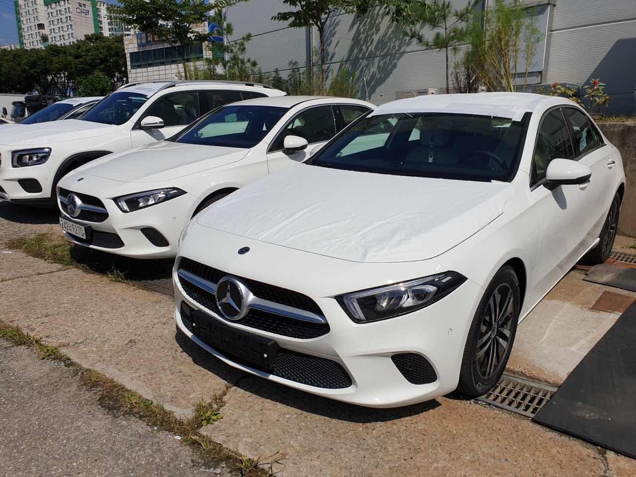 벤츠 A-클래스 A 220 세단 게시글 썸네일