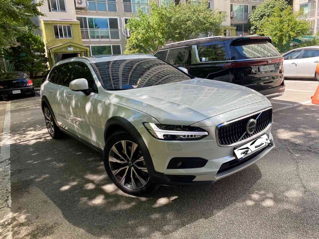 볼보 V90 크로스컨트리 B5 AWD 프로 게시글 썸네일