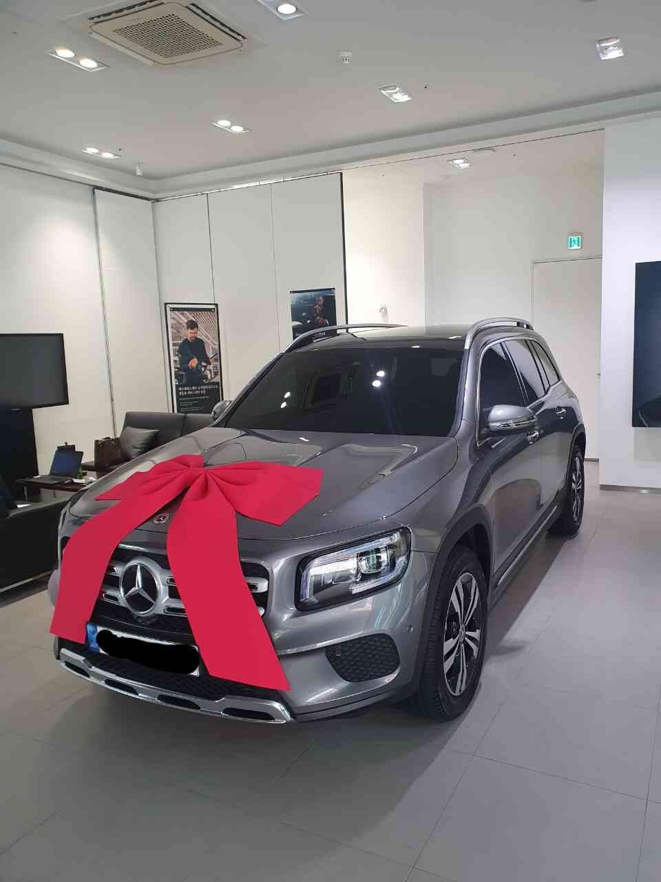 벤츠 GLB-클래스 GLB 220 게시글 썸네일