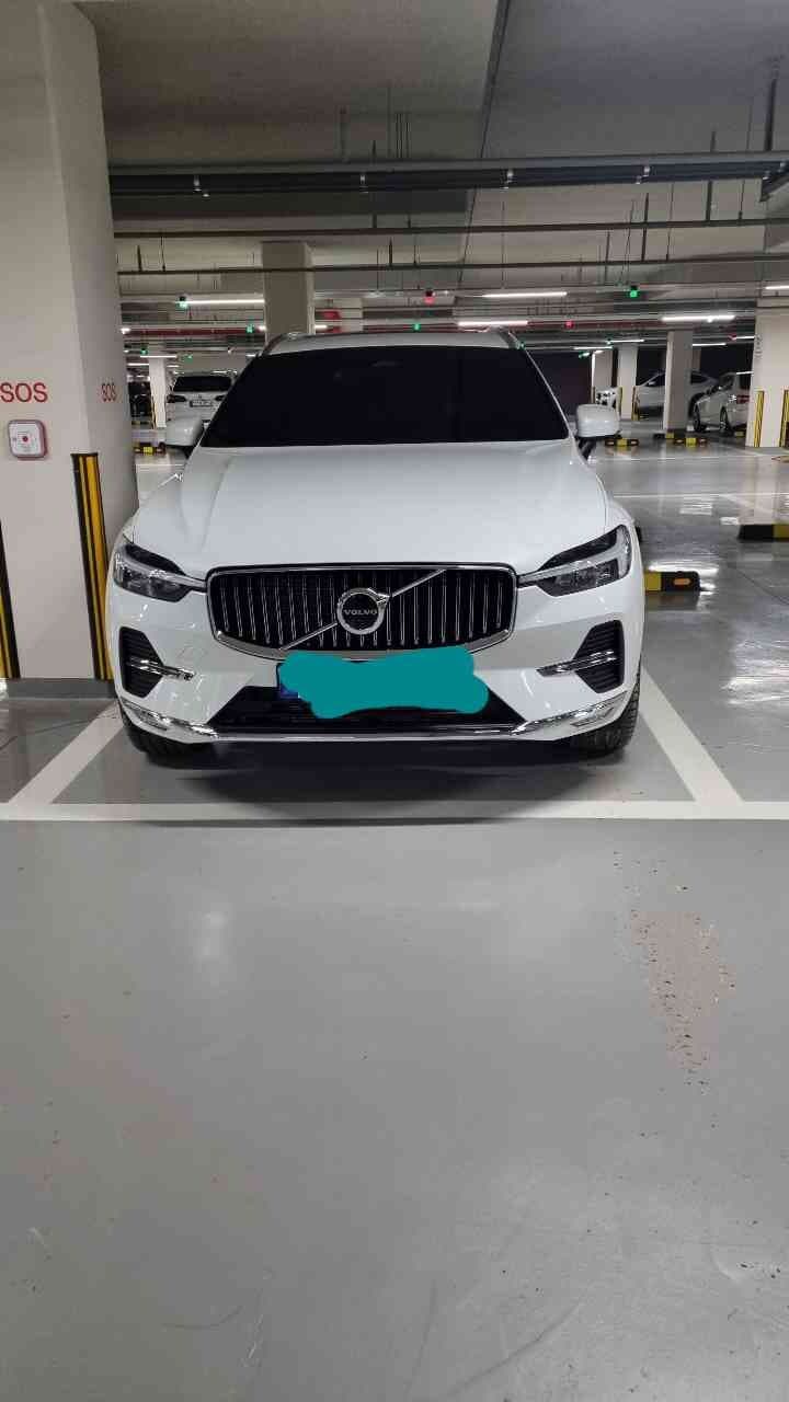볼보 XC60 B5 인스크립션 게시글 썸네일