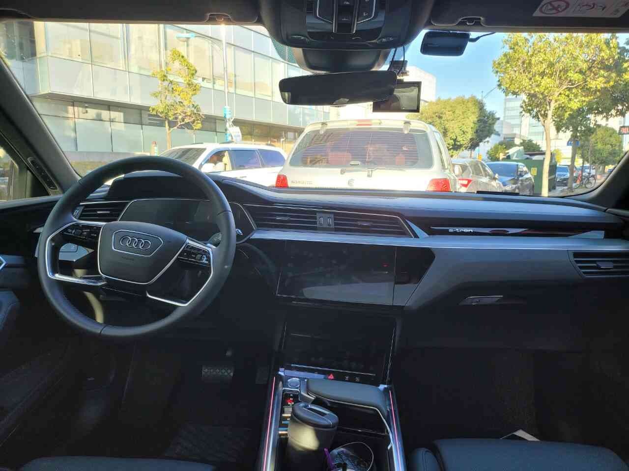 아우디 e-트론 55 콰트로 게시글 썸네일