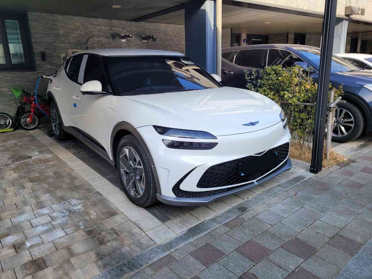 제네시스 GV60 스탠다드 파퓰러 패키지 게시글 썸네일