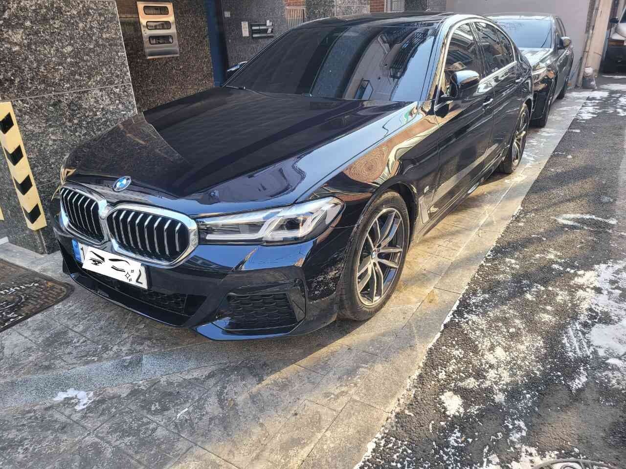 BMW 5시리즈 520i M 스포츠 패키지 게시글 썸네일
