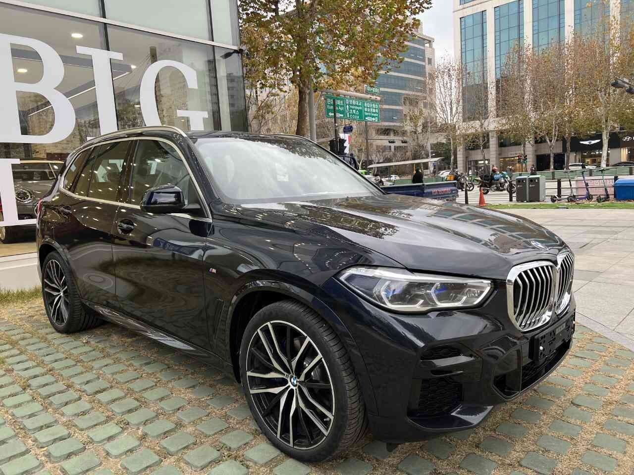 BMW X5 xDrive 40i M 스포츠 온라인 익스클루시브 게시글 썸네일