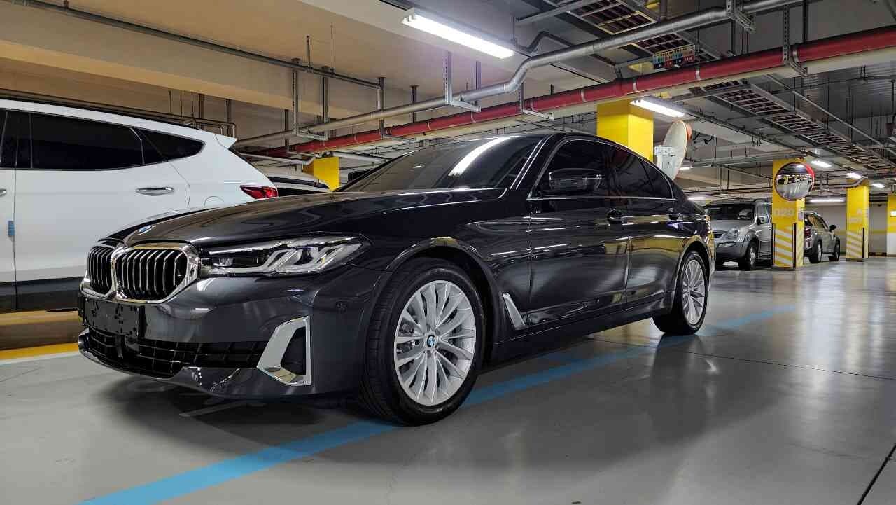 BMW 5시리즈 520i 럭셔리 P1 게시글 썸네일
