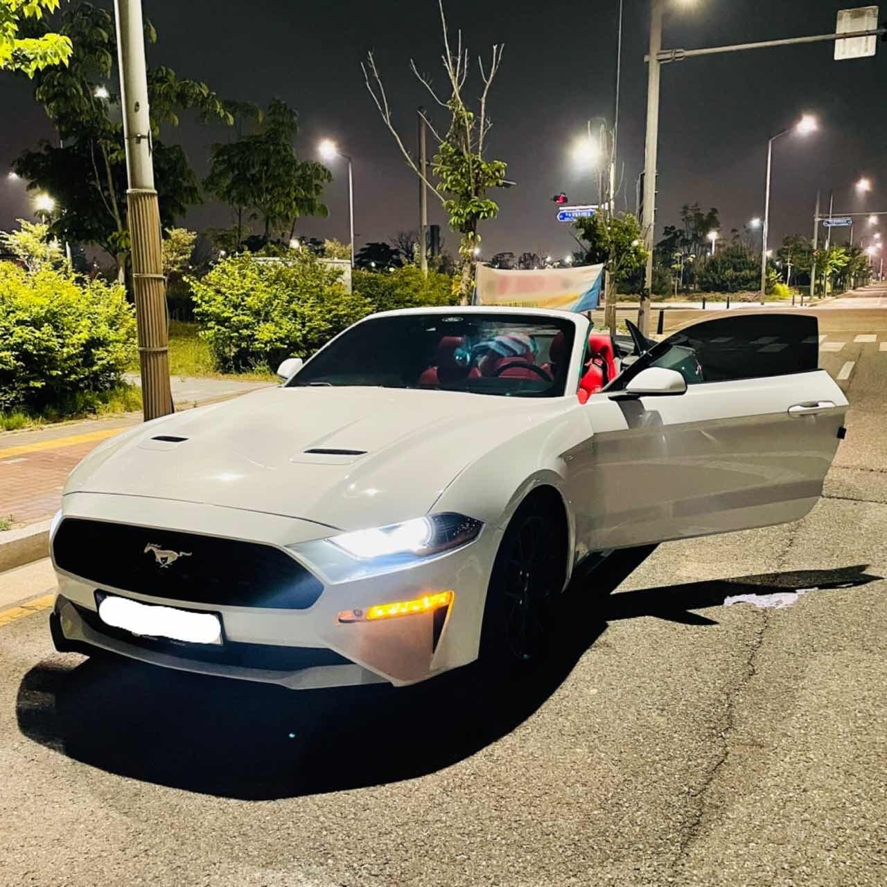 포드 머스탱 2.3 에코부스트 프리미엄 컨버터블 게시글 썸네일