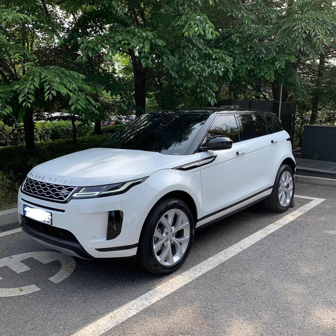 랜드로버 레인지로버 이보크 P250 SE 게시글 썸네일