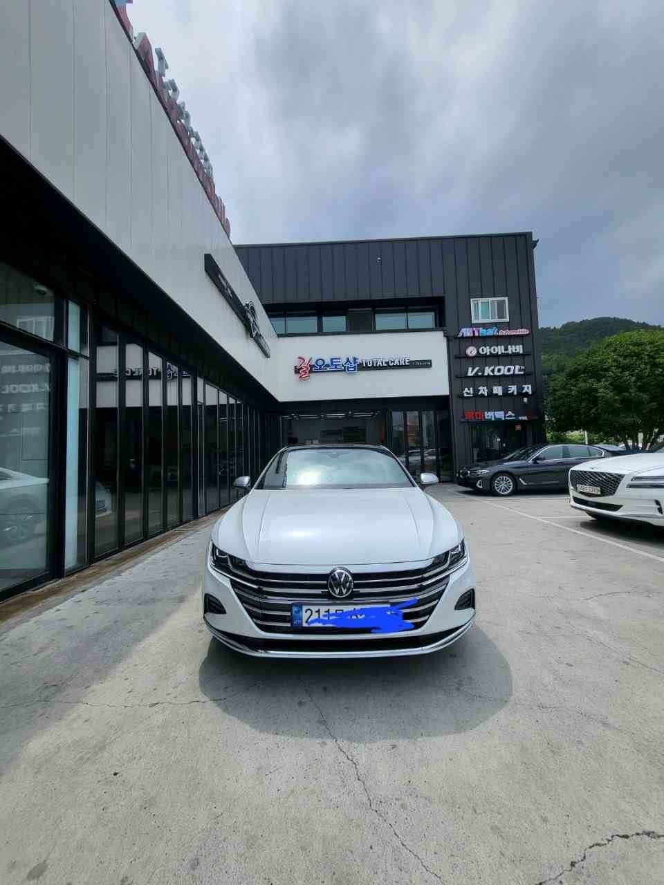 폭스바겐 아테온 2.0 TDI 프레스티지 게시글 썸네일