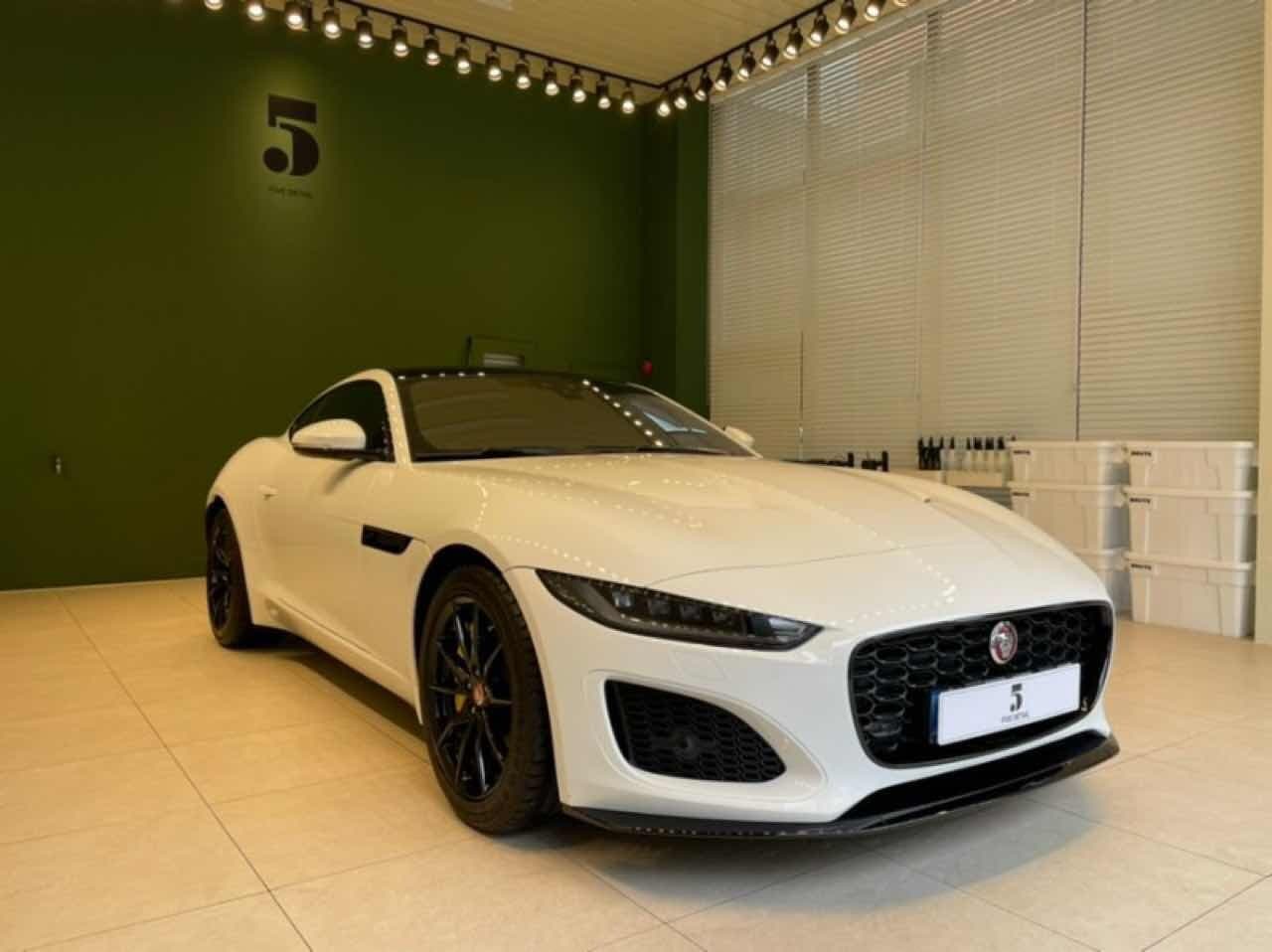 재규어 F-Type P300 쿠페 게시글 썸네일