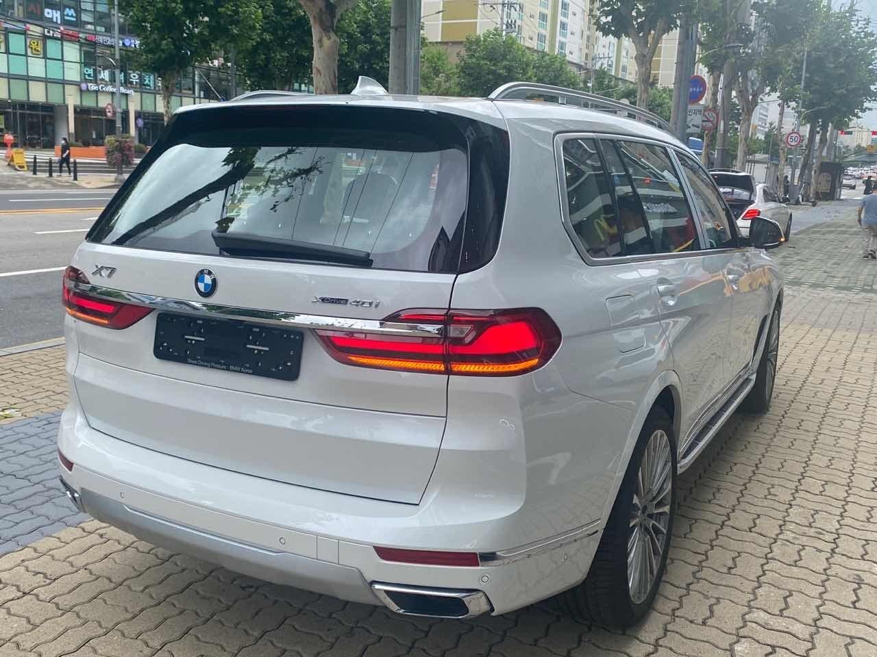 BMW X7 40i xDrive 디자인 퓨어 엑셀런스 6인승 P2 게시글 썸네일