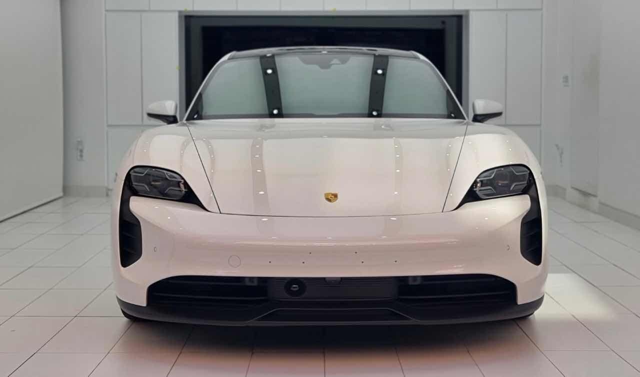 포르쉐 타이칸 GTS 게시글 썸네일