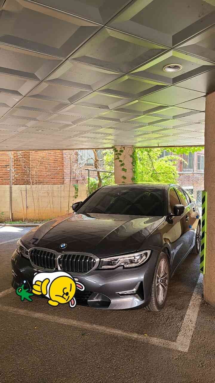 BMW 3시리즈 330i xDrive 럭셔리 게시글 썸네일