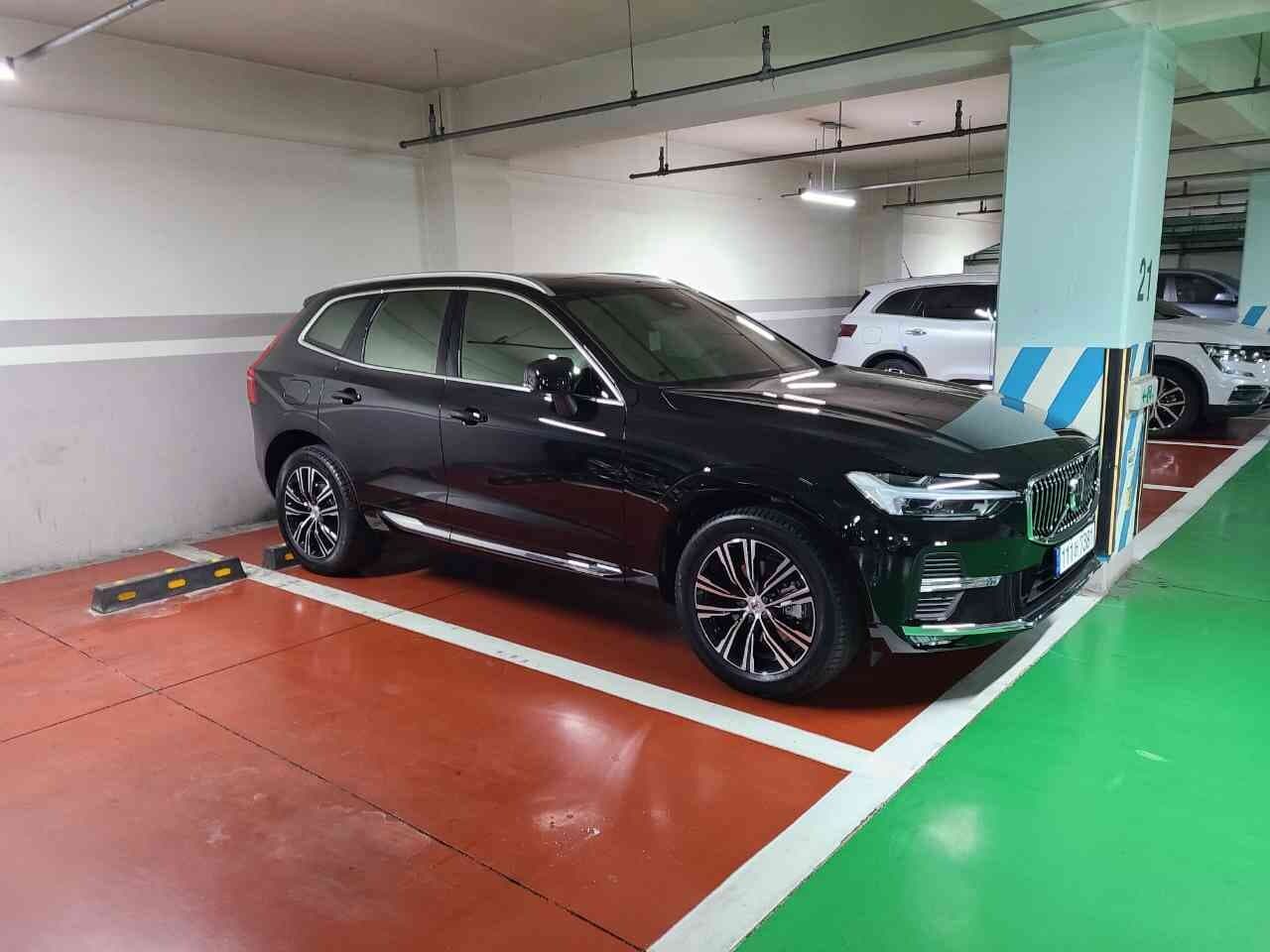 볼보 XC60 B5 인스크립션 게시글 썸네일