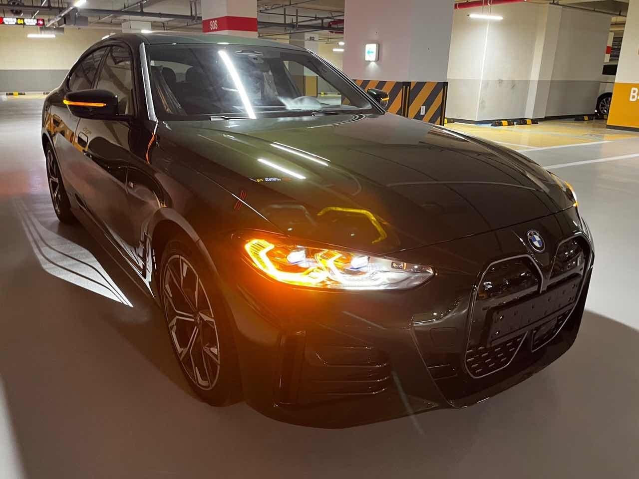 BMW i4 eDrive 40 그란쿠페 M 스포츠 프로 P2-1 게시글 썸네일