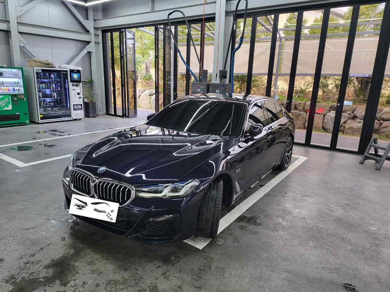 BMW 5시리즈 530e M 스포츠 패키지 게시글 썸네일