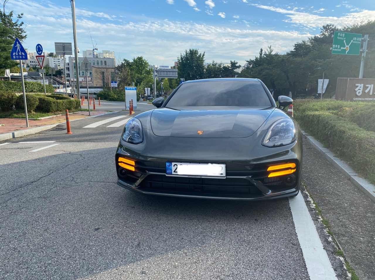 포르쉐 파나메라 파나메라 4 플래티넘 에디션 게시글 썸네일