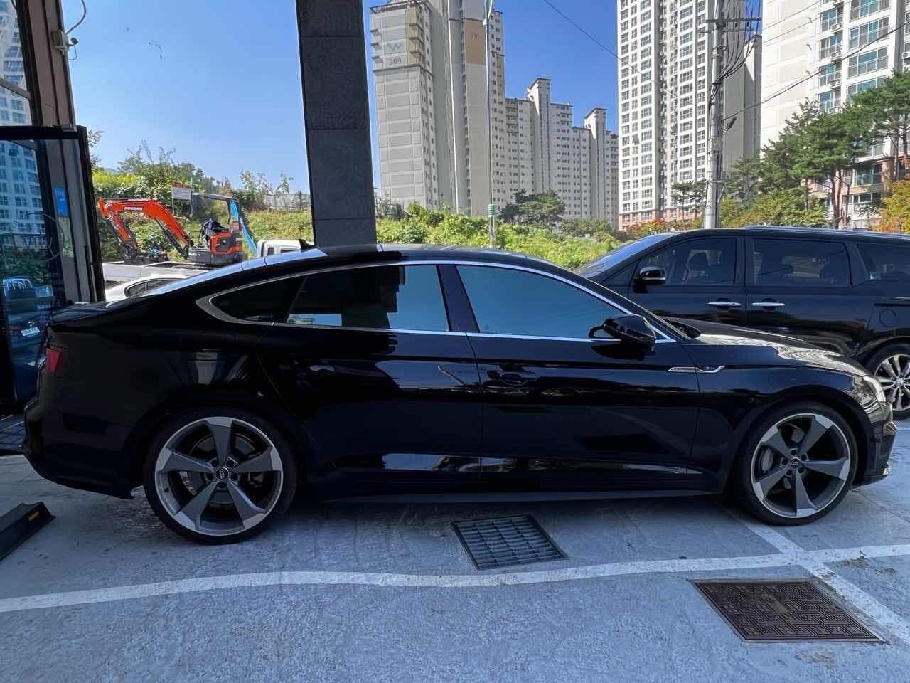 아우디 A5 45 TFSI 콰트로 프리미엄 스포츠백 게시글 썸네일