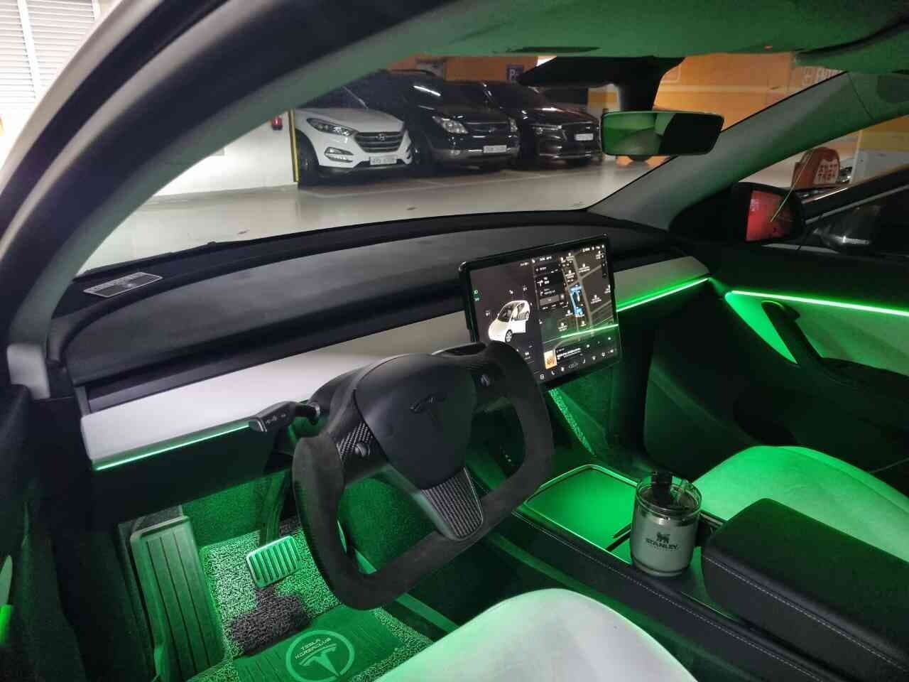 테슬라 모델 Y 스탠다드 레인지 게시글 썸네일