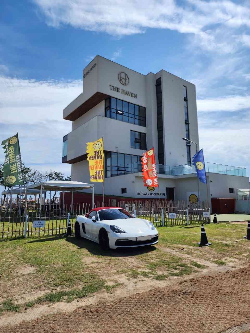 포르쉐 718 박스터 718 박스터 GTS 게시글 썸네일