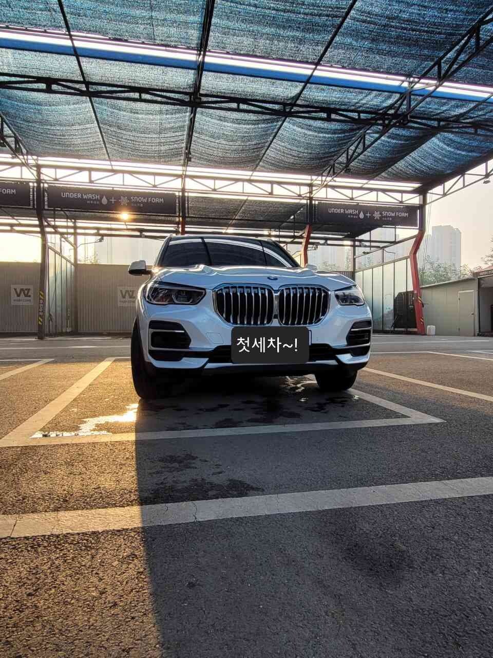 BMW X5 xDrive 30d xLine 7인승 P2 게시글 썸네일