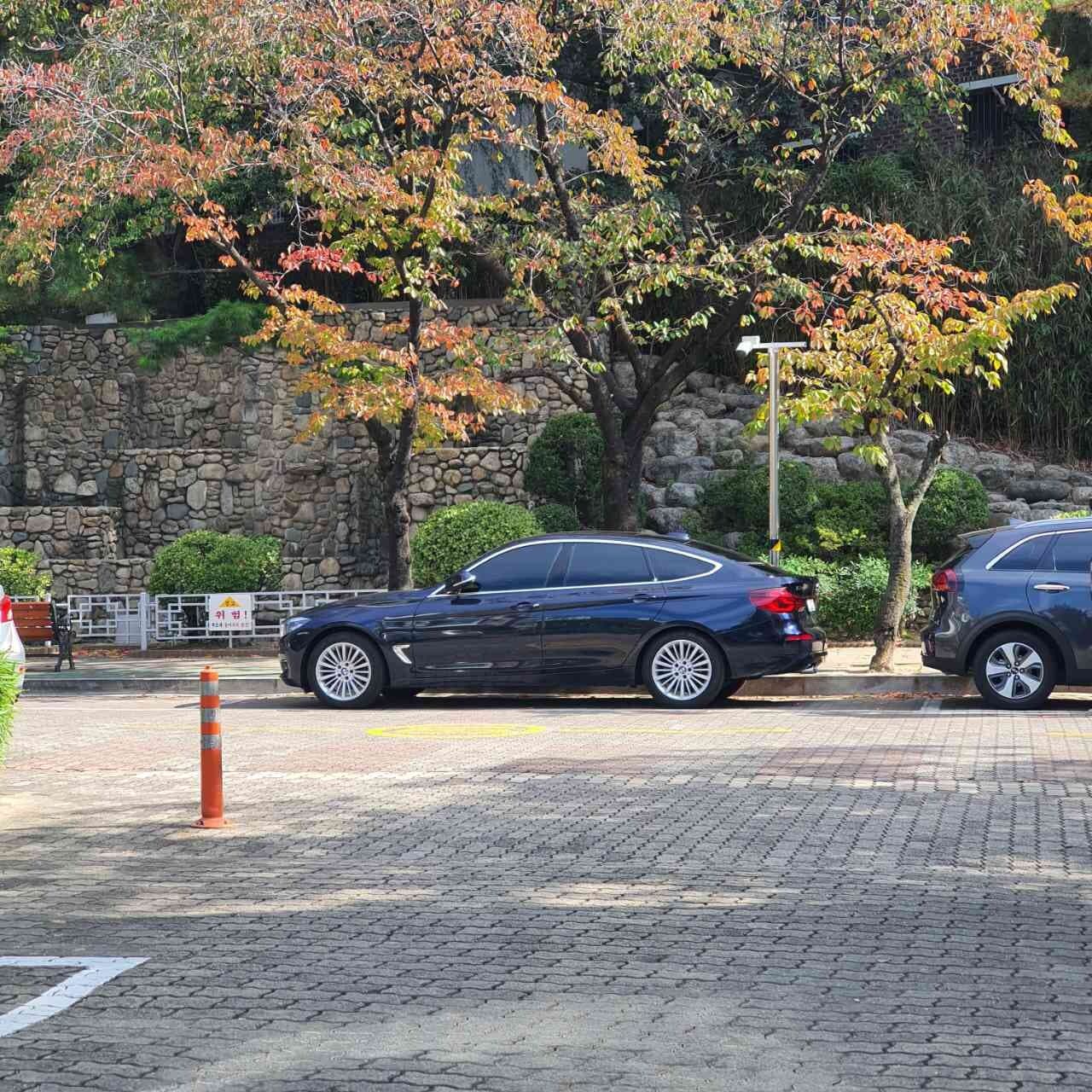 BMW 3시리즈 그란투리스모 320d GT 럭셔리 게시글 썸네일